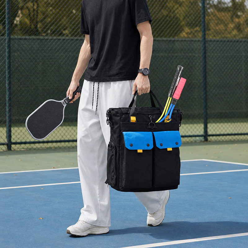 Badminton Bag - حقيبة مضرب تنس وريشة بولو مقاومة